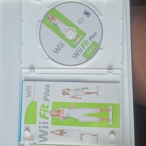 Wii fit plus